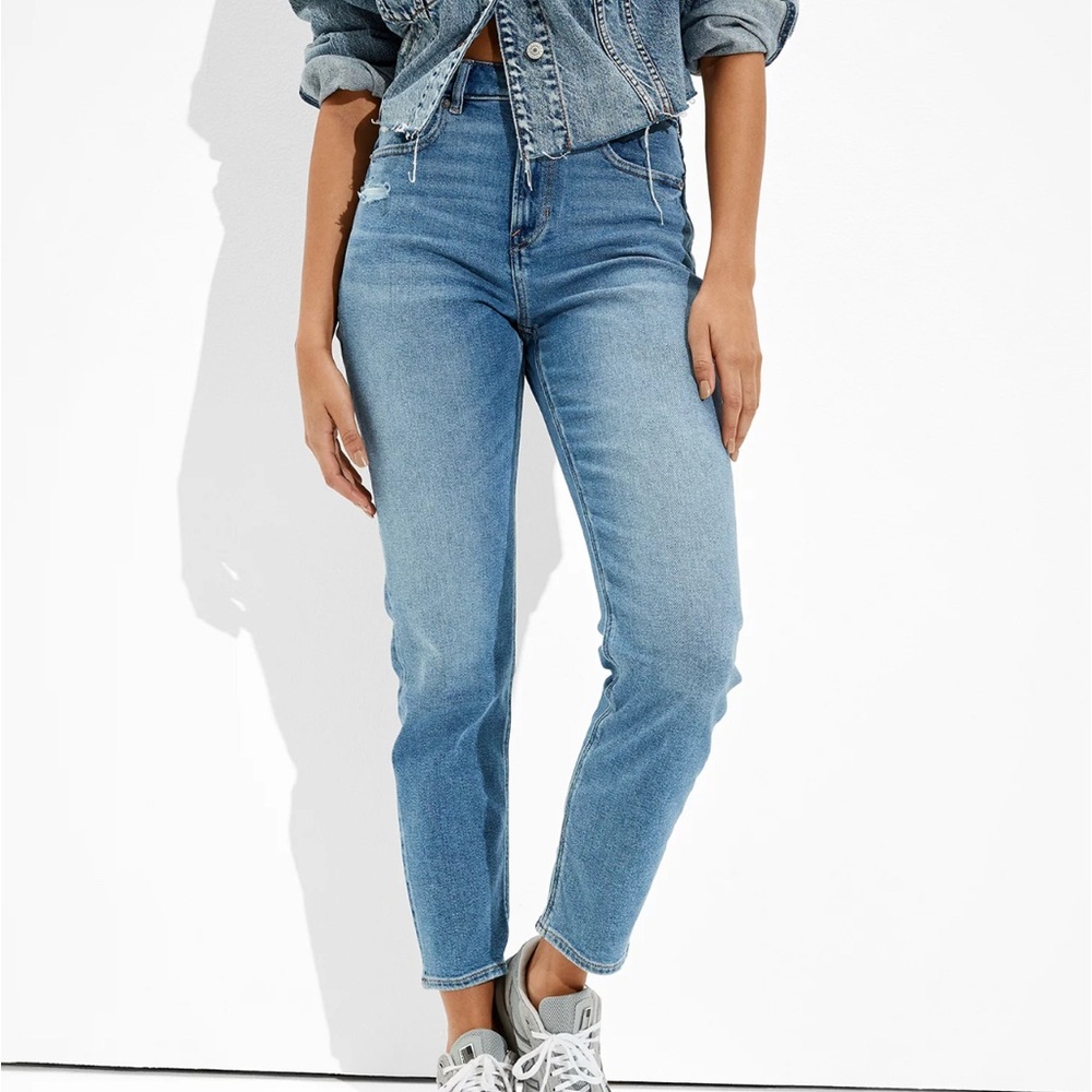 AE Stretch Mom Jean